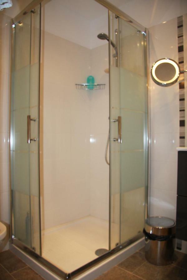 Very Central Apartment With Terrace Nizza Esterno foto