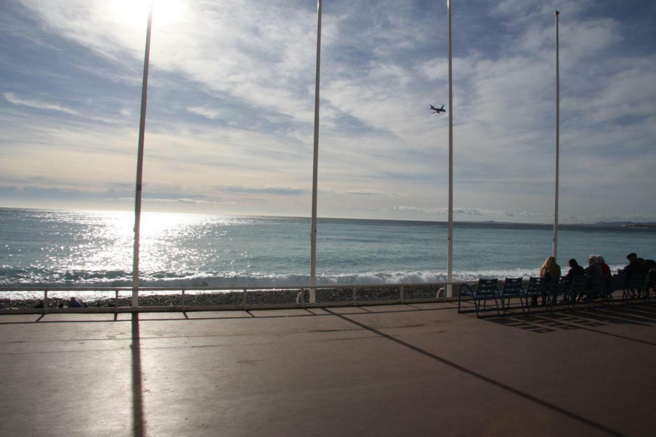 Very Central Apartment With Terrace Nizza Esterno foto